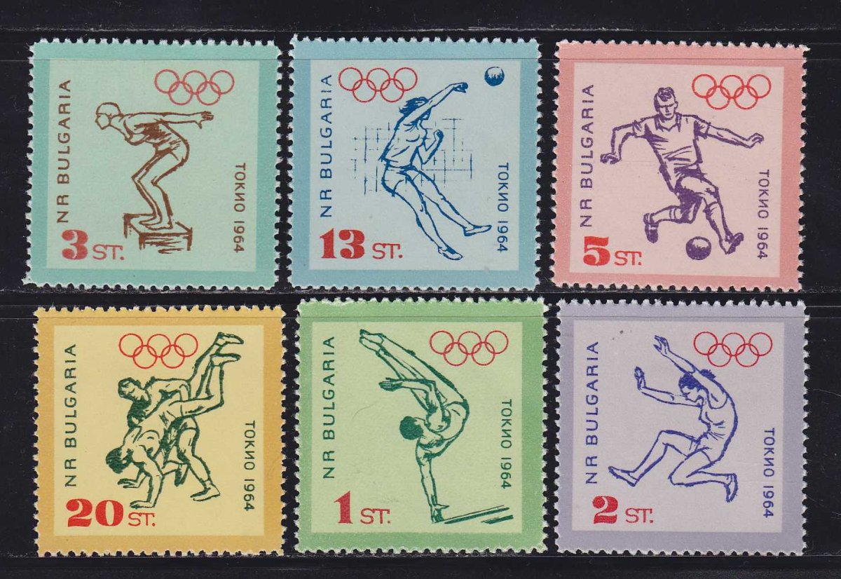 Фирменный знак Тойота