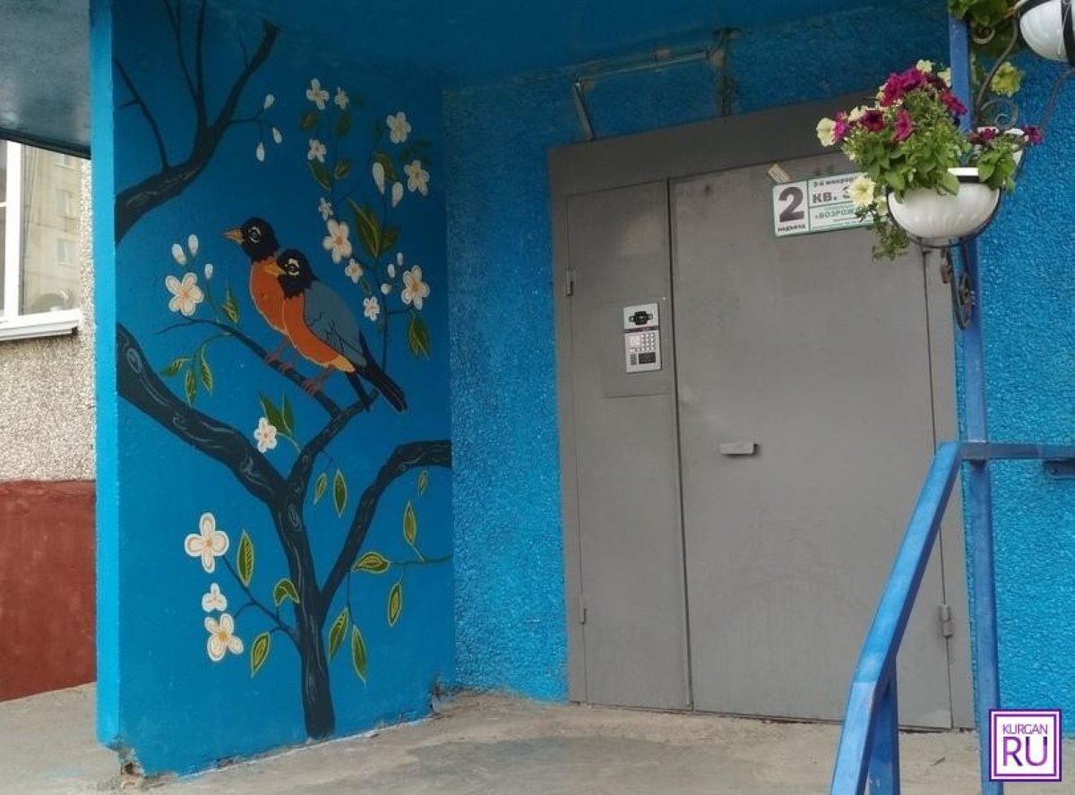 Картины в подъезде