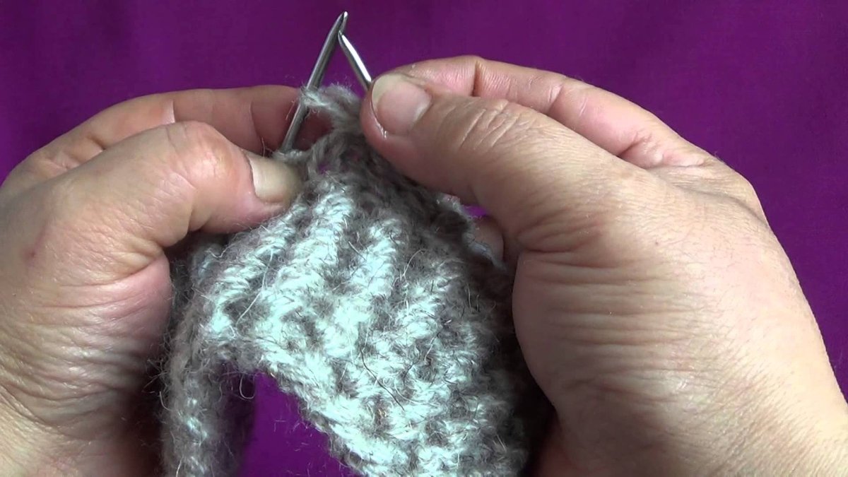 Резинка для варежек спицами по кругу