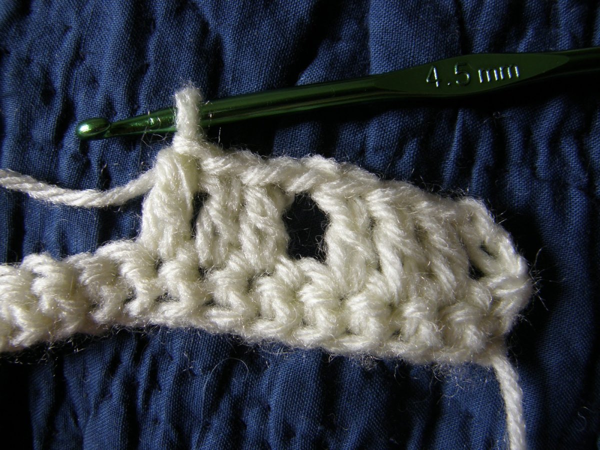 Вязание спицами узор гусиные лапки