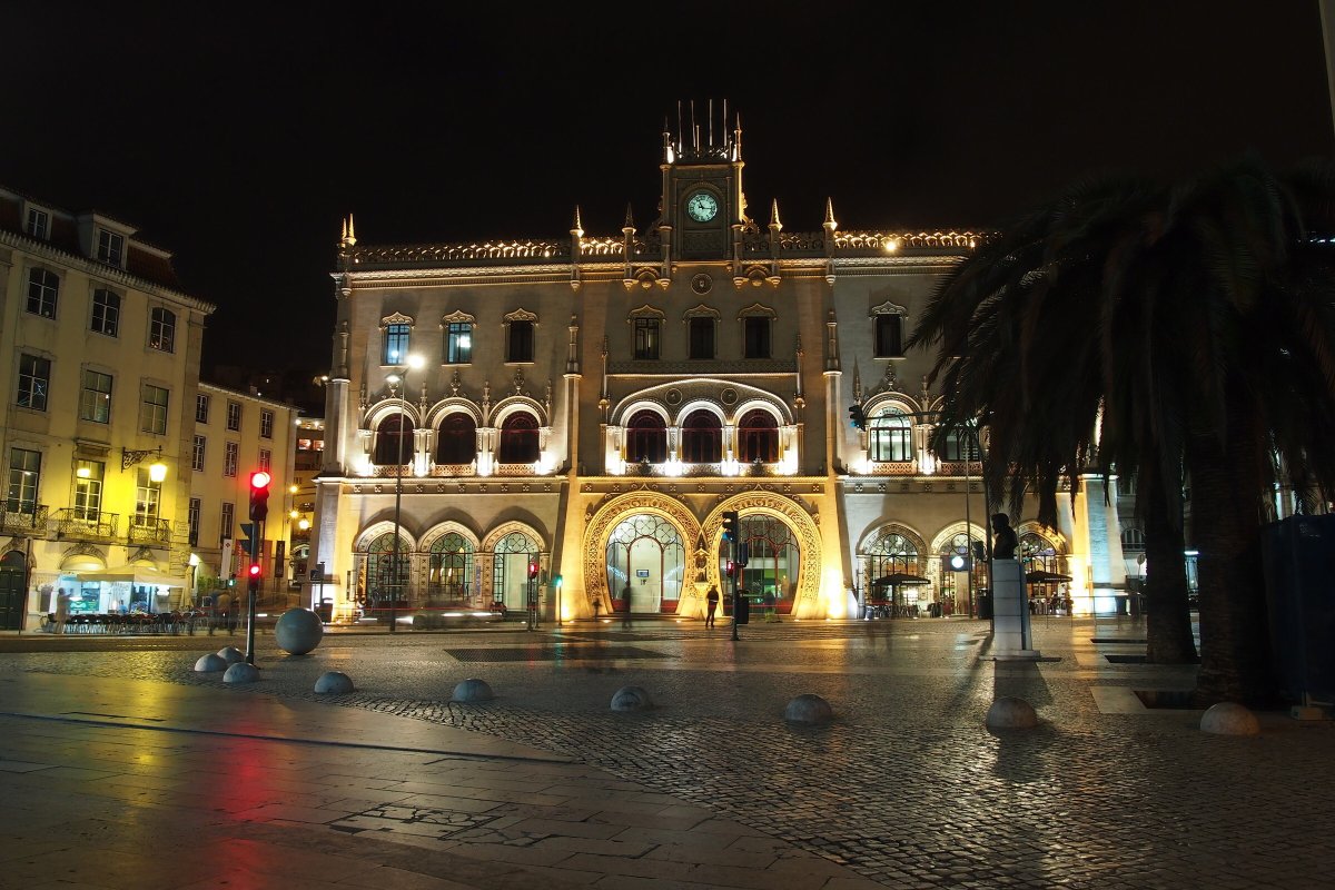 Ночной Лиссабон