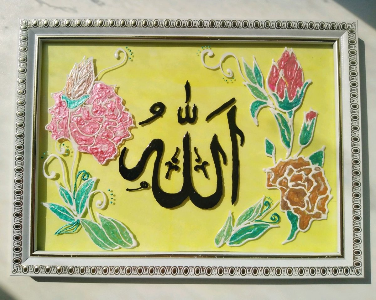 Шамаиль на дереве