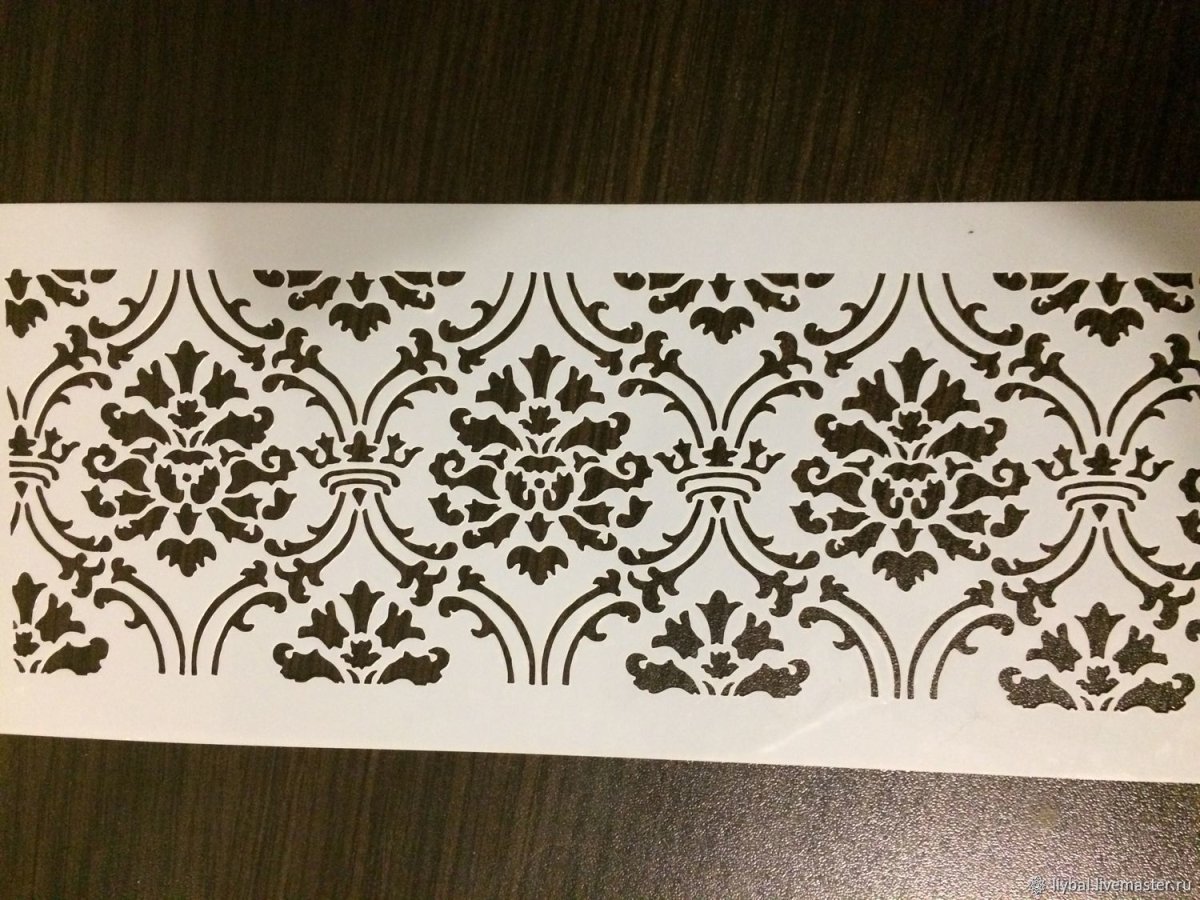 Трафарет узор на плитке