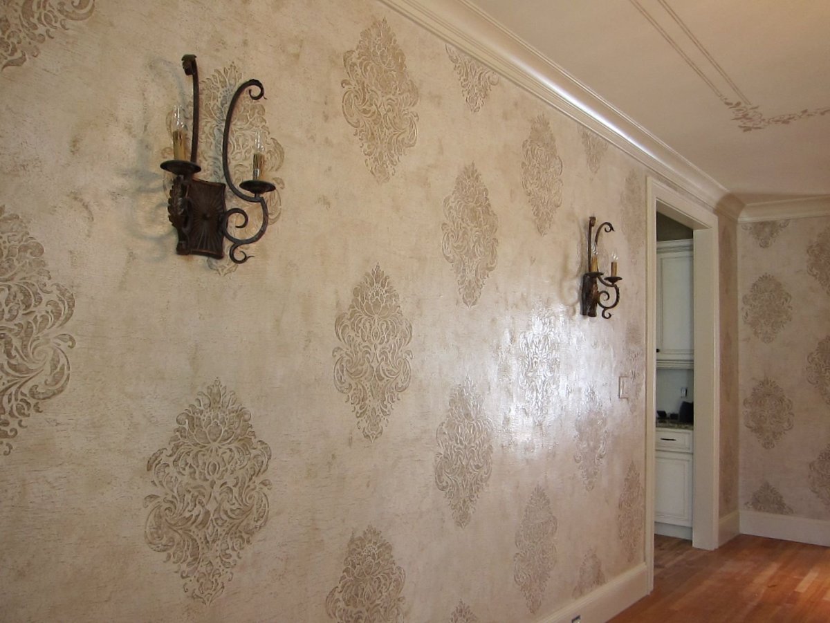 Рисование на стене в квартире