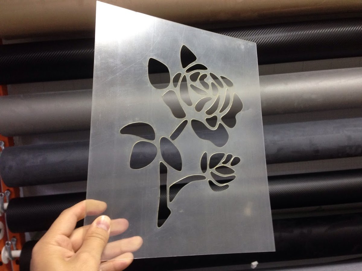 Трафарет для баллончика