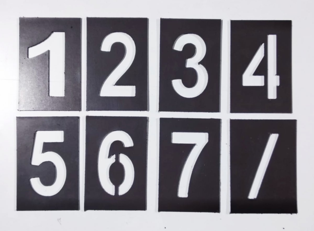 Трафаретные буквы и цифры