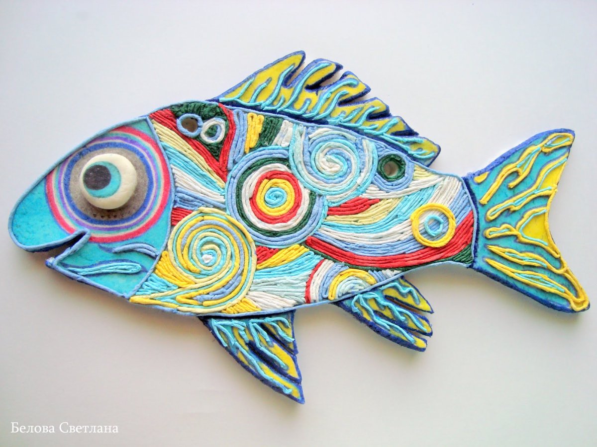 Декор бутылки из жгутиков