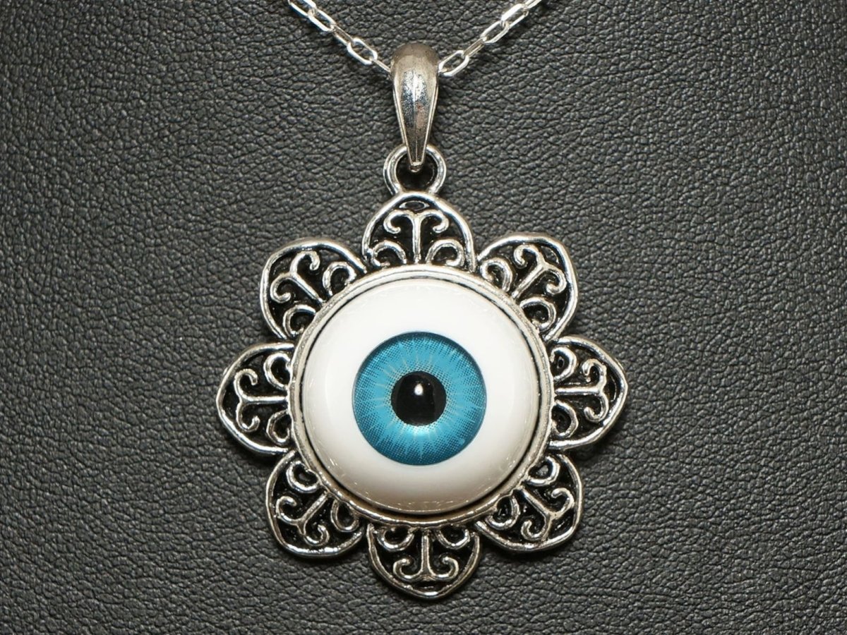 Талисман синий глаз Назар
