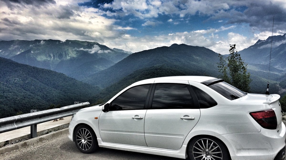 Лада Гранта лифтбек 2190