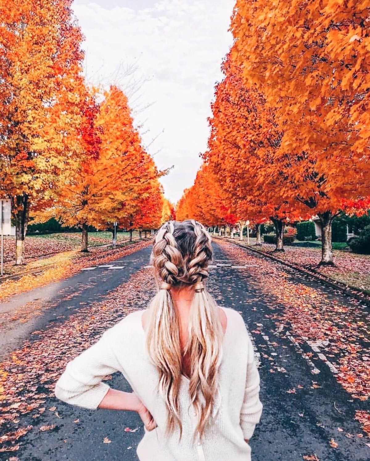 Блондинка осень