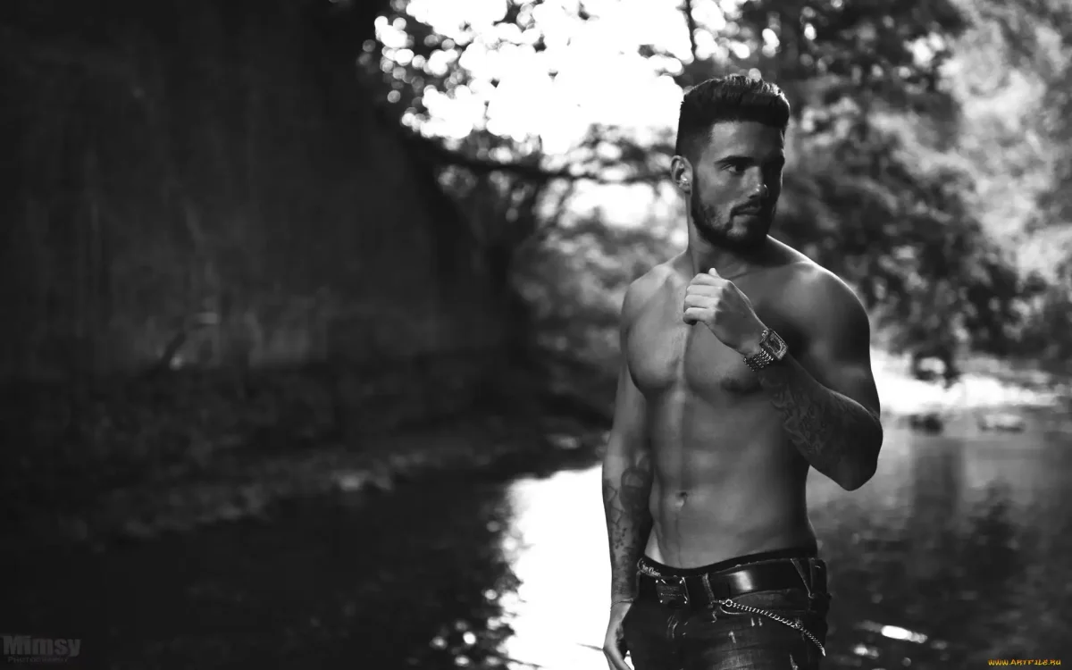 Брутальный мужчина