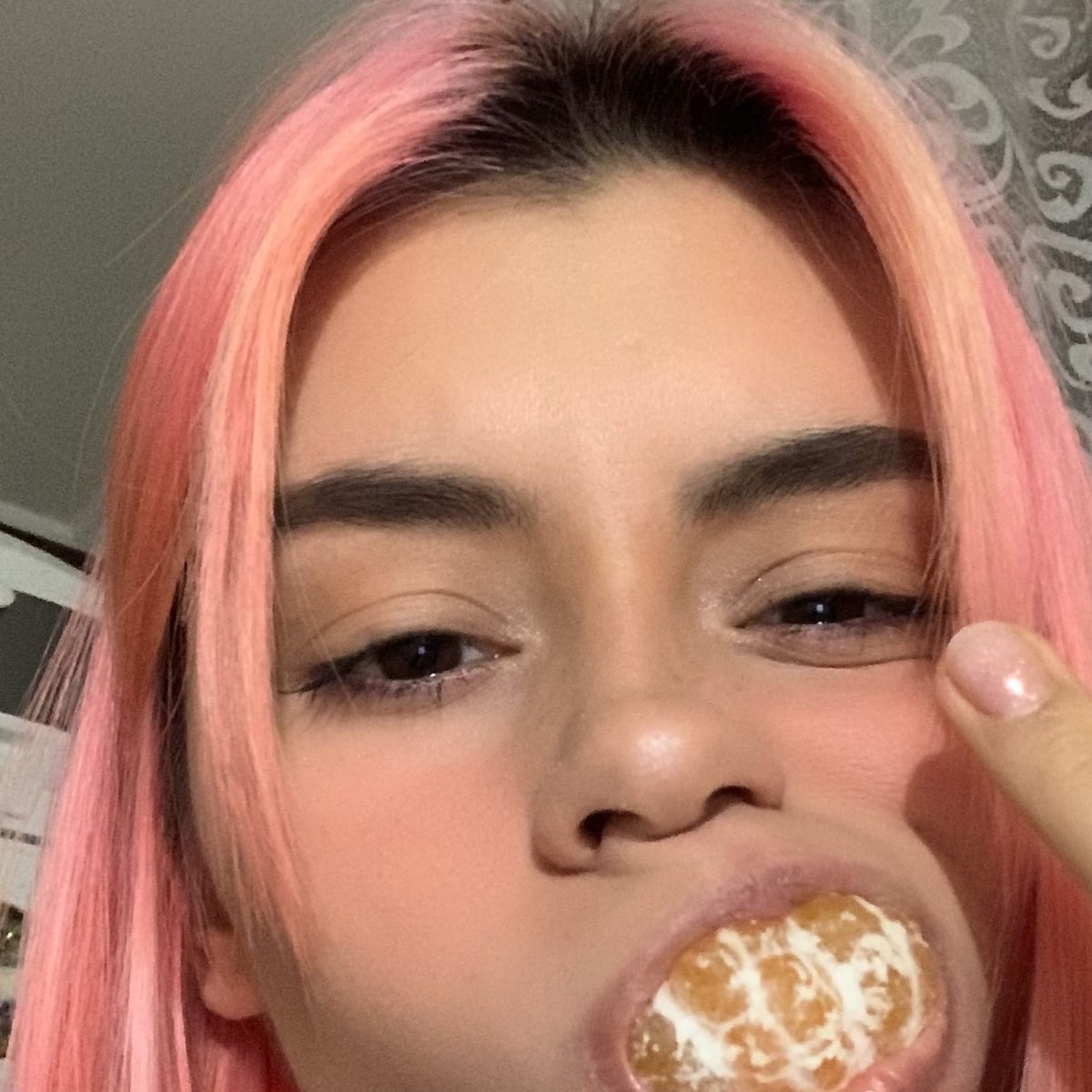 Девушка в Балаклаве