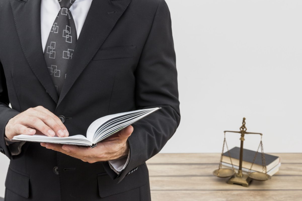 Обложка юридические услуги