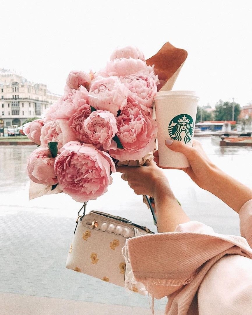 Кристина Озимкова в платьях