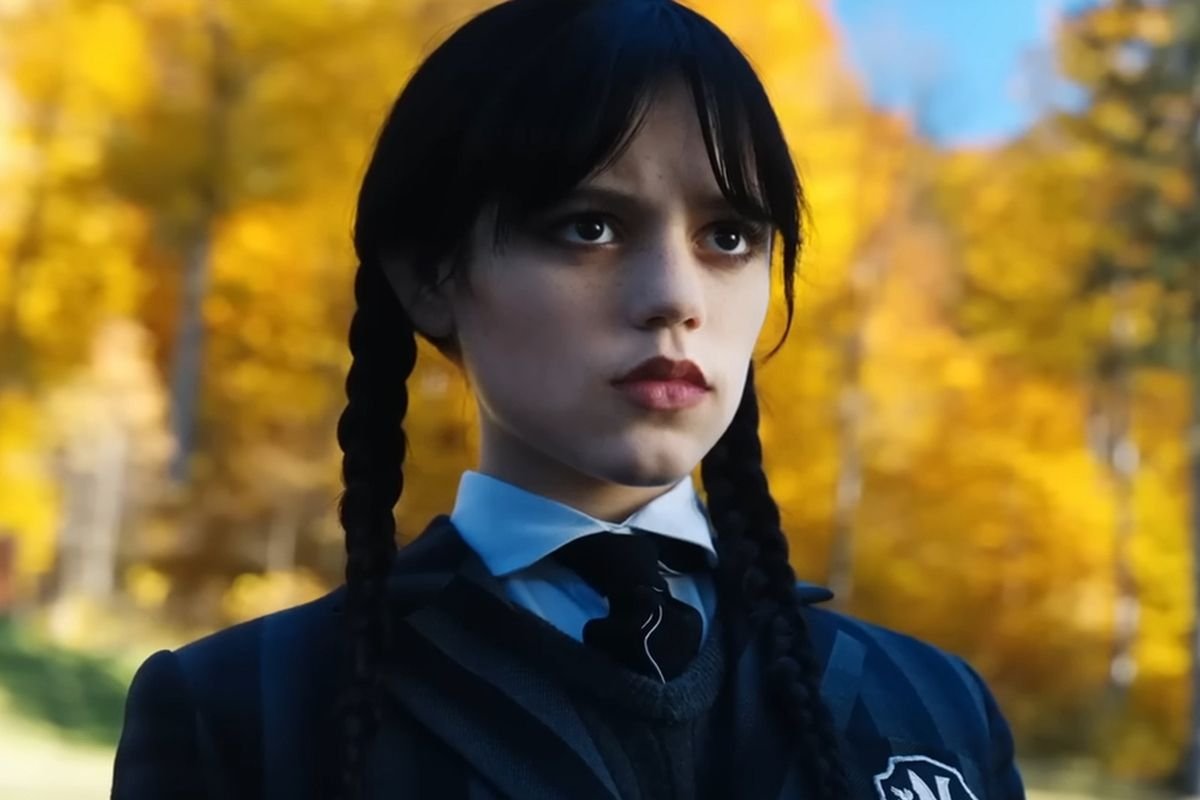 Уэнсдей сериал Нетфликс