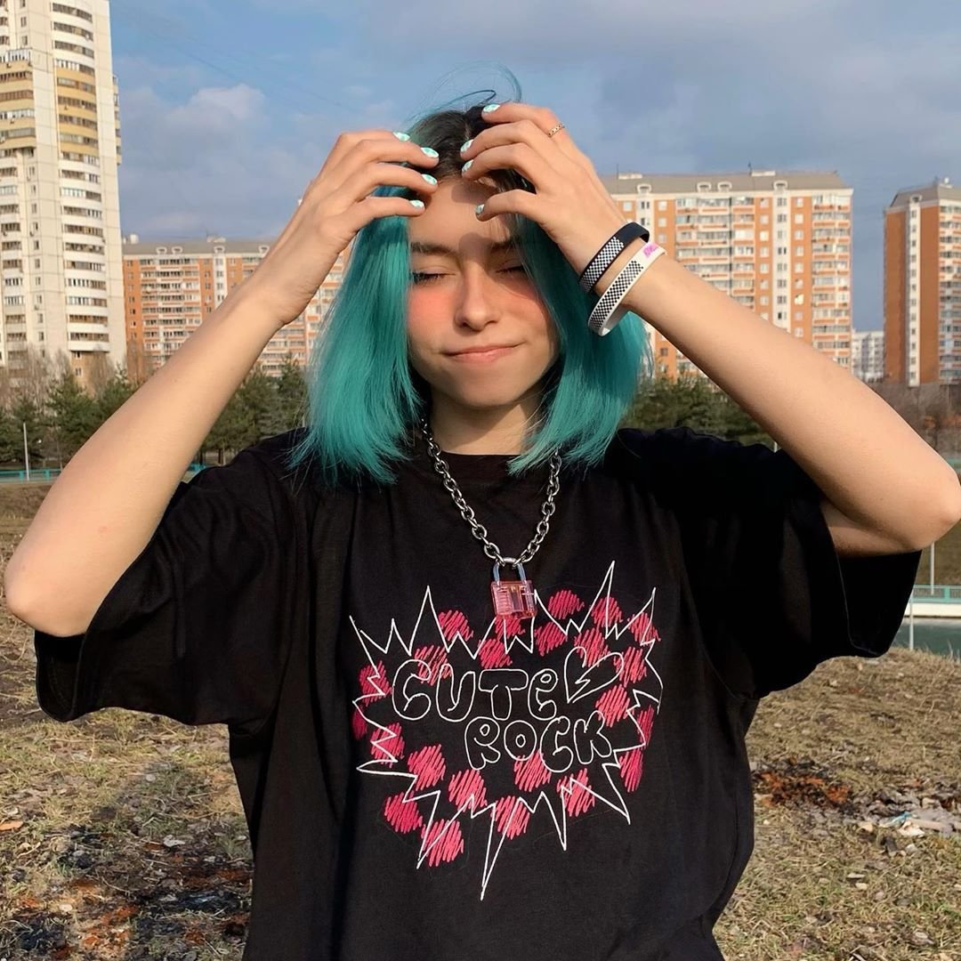 Аватар Дора певица