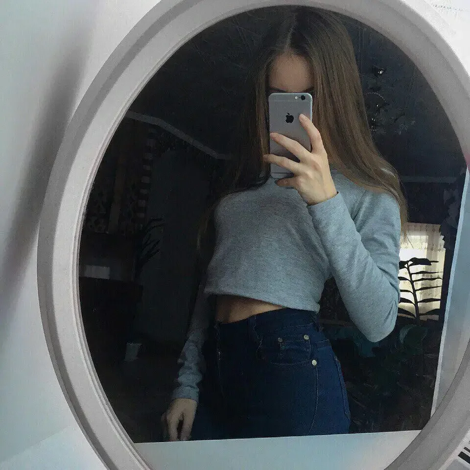 Селфи девушек ночью