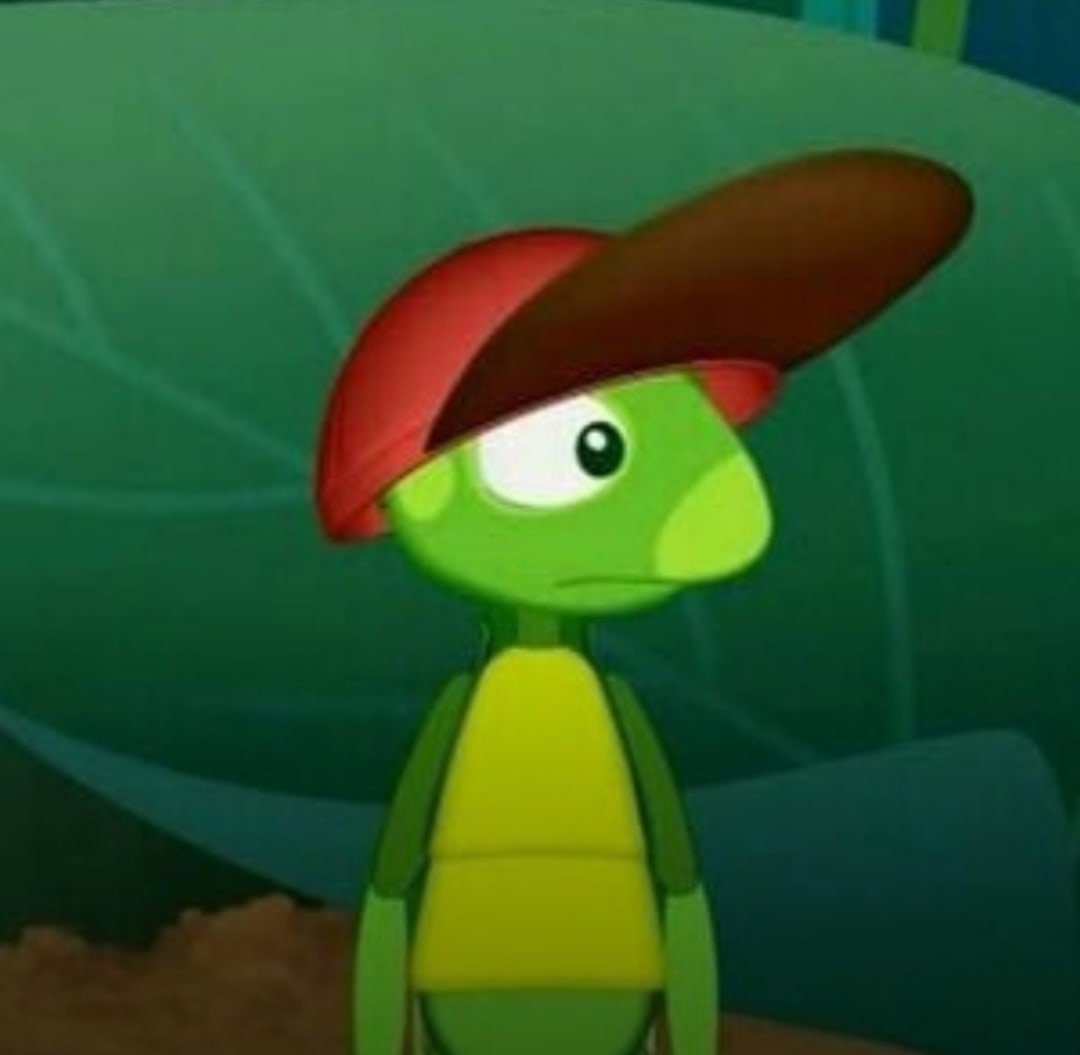 Кузя из Лунтика бежит