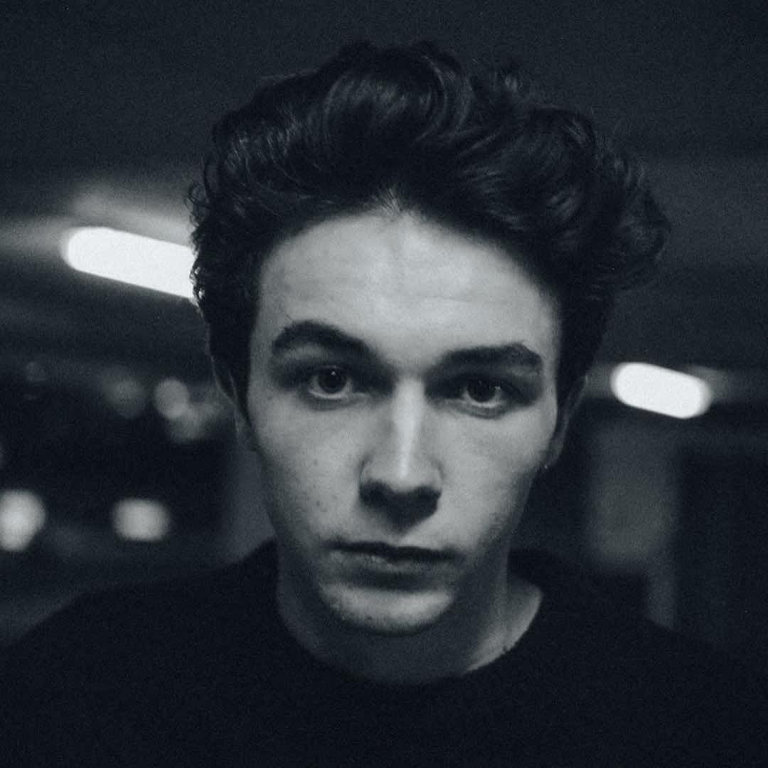 Марк МАККЕННА Уэйн 2019