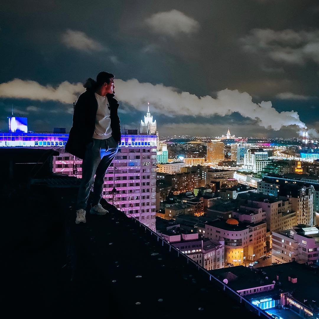 Пацаны ночью