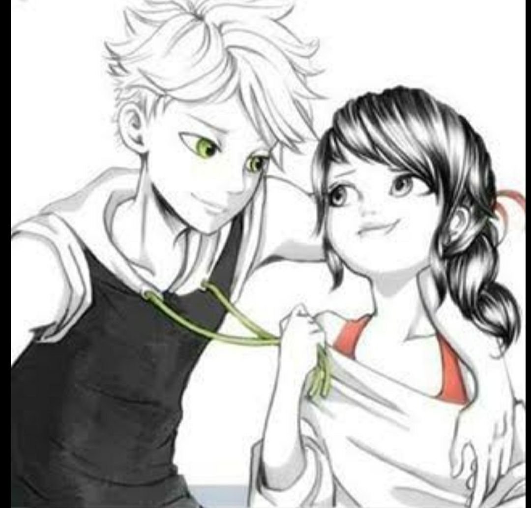 Маринетт и Адриан карандашом