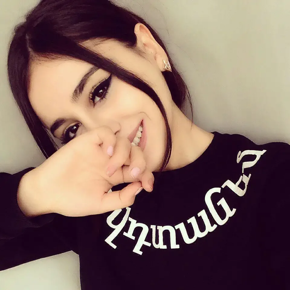 Мадина Тахгириева чеченка