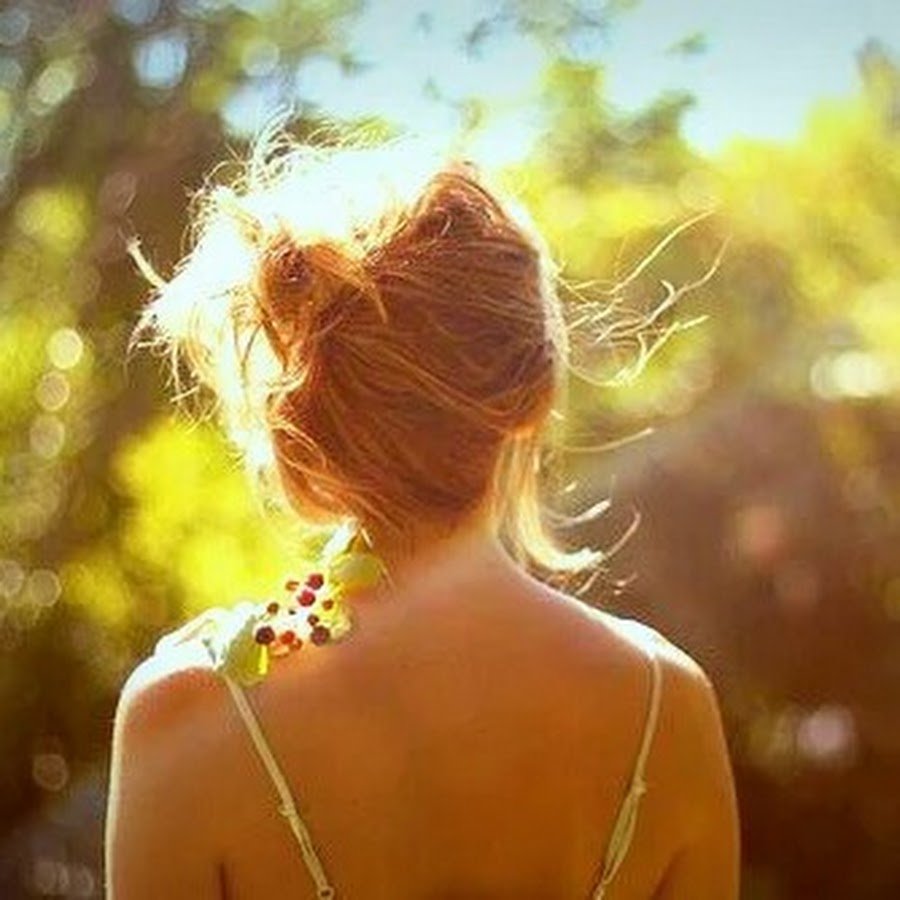 Женщина со спины