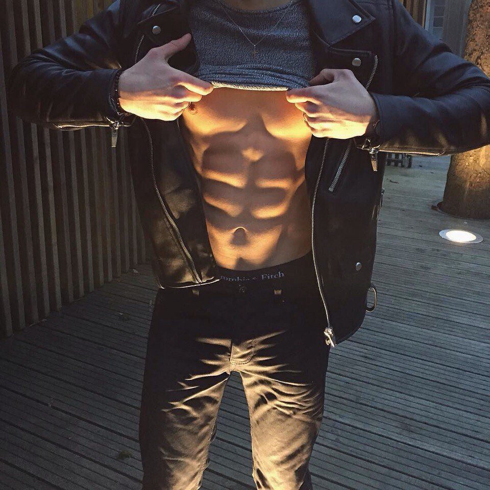 Парень без лица