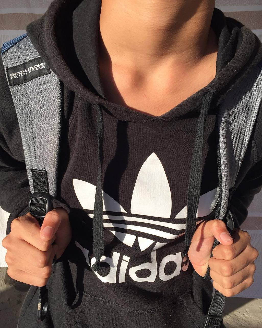 Пацан без лица