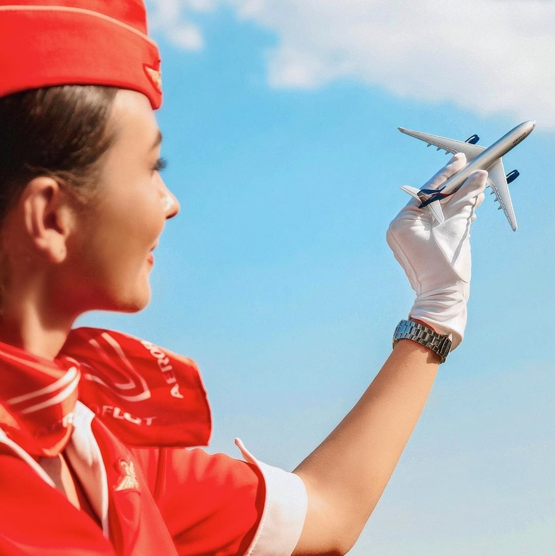 Стюардесса Елена Казаковцева