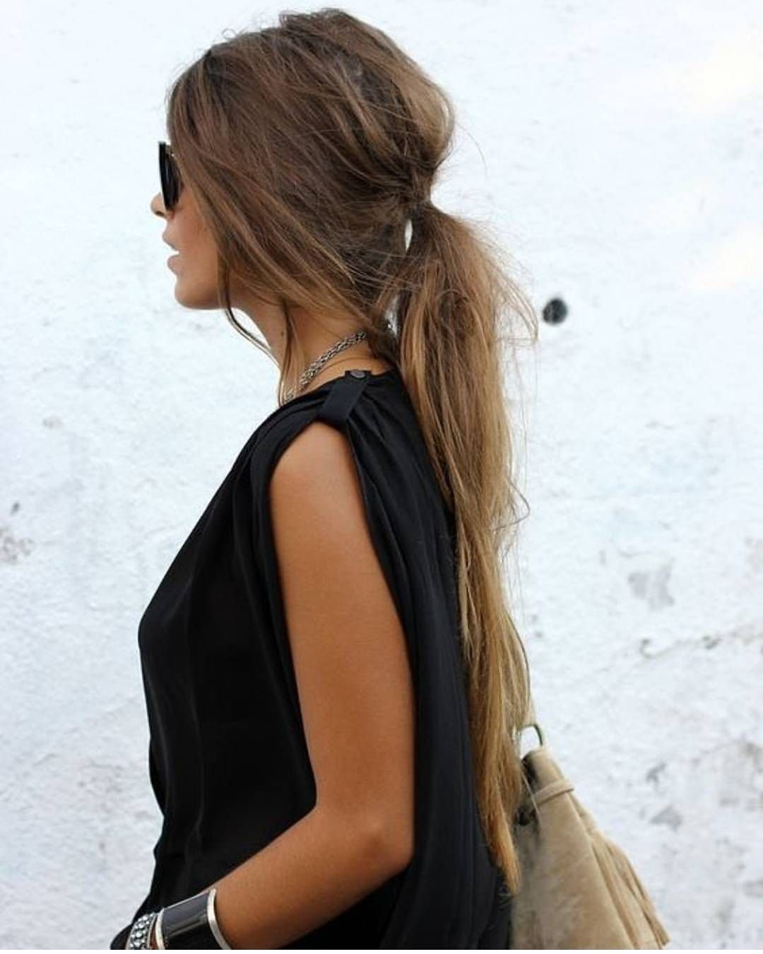 Девушка с русыми волосами