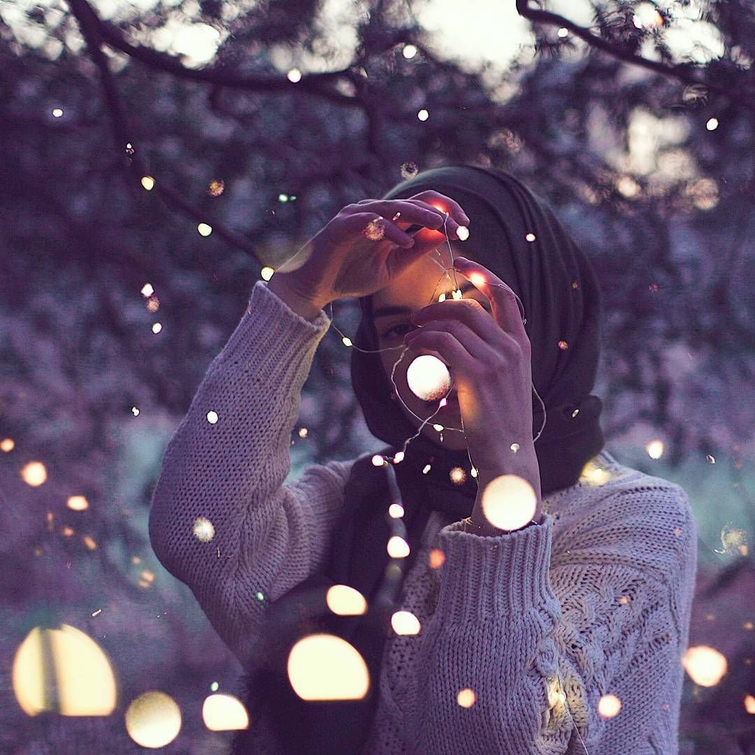 Брюнетка на аву ватсап