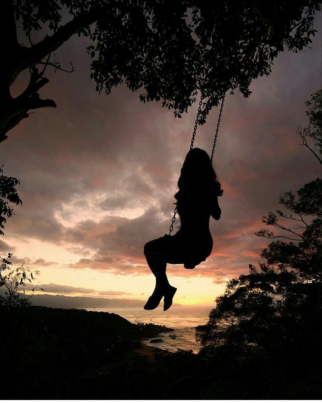 Девушка на рассвете