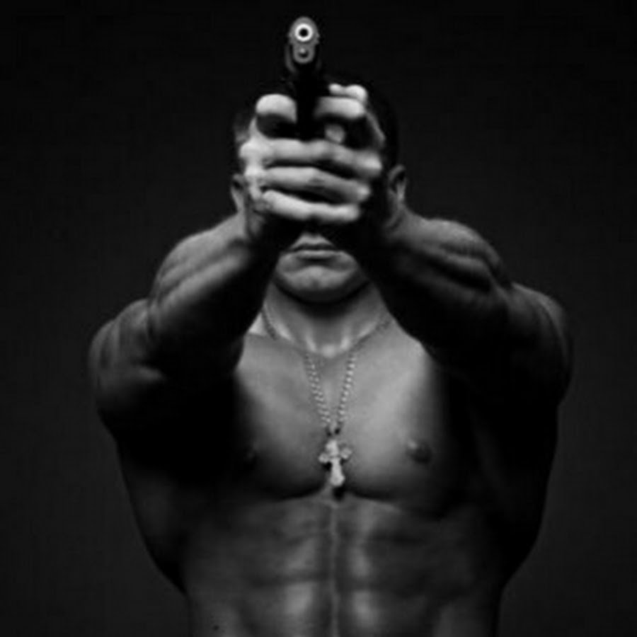 Лев с лицом человека