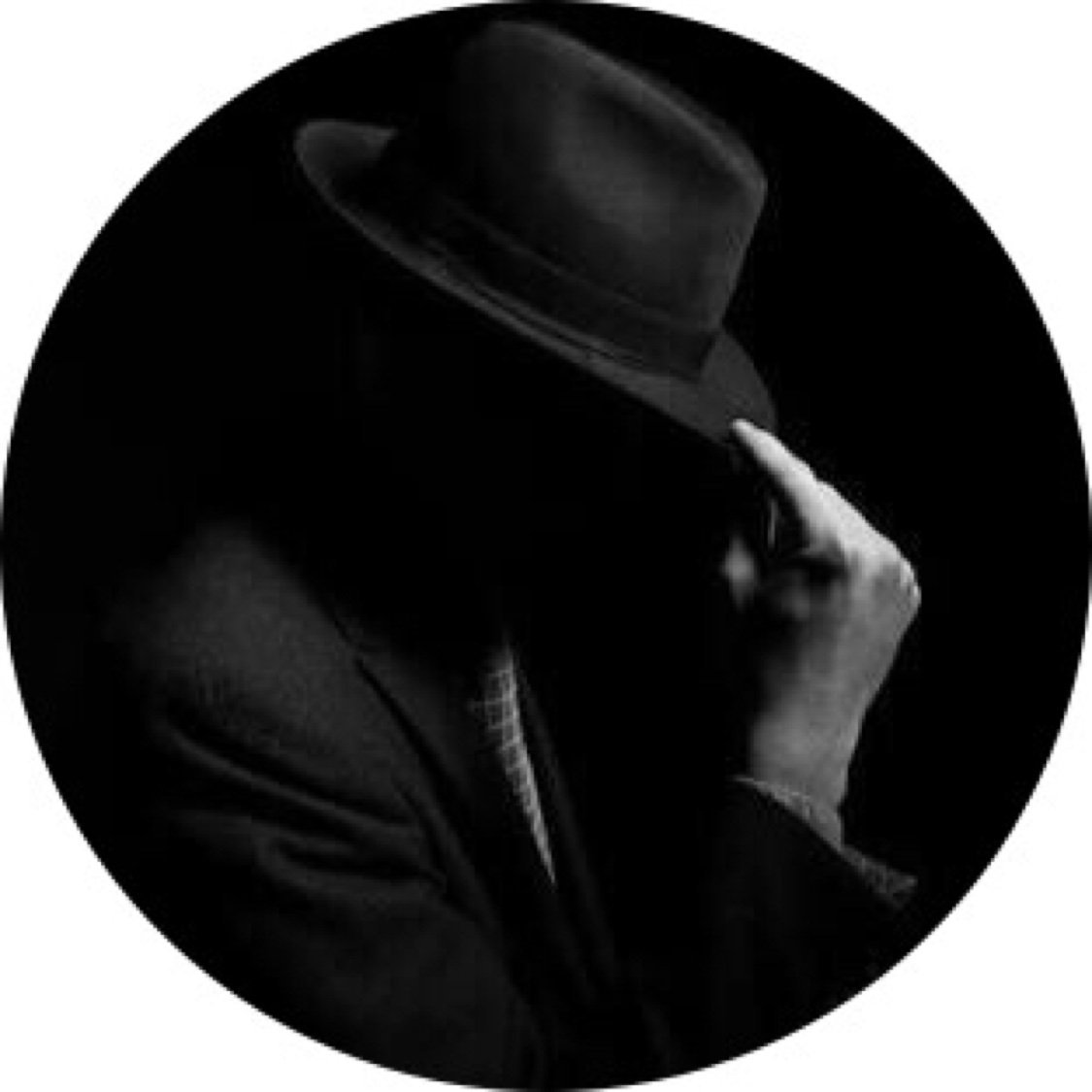 Мужчина в шляпе