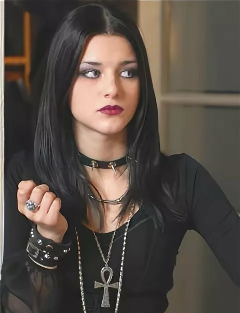 Даша Васнецова гот