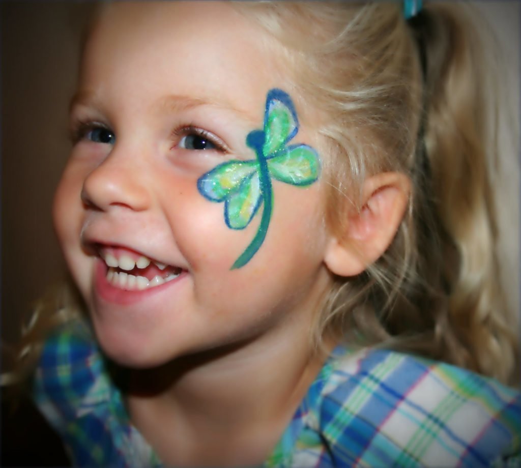 Аквагрим бабочка для девочки