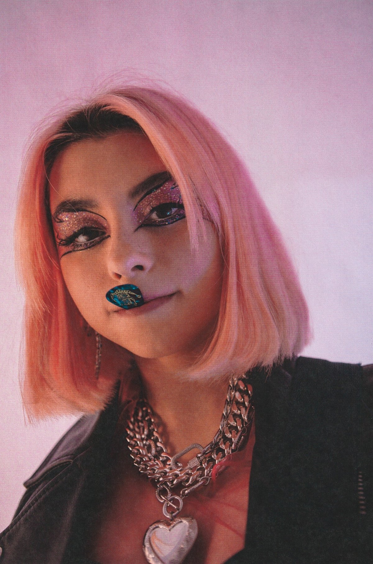 Дора певица Дарья Шиханова