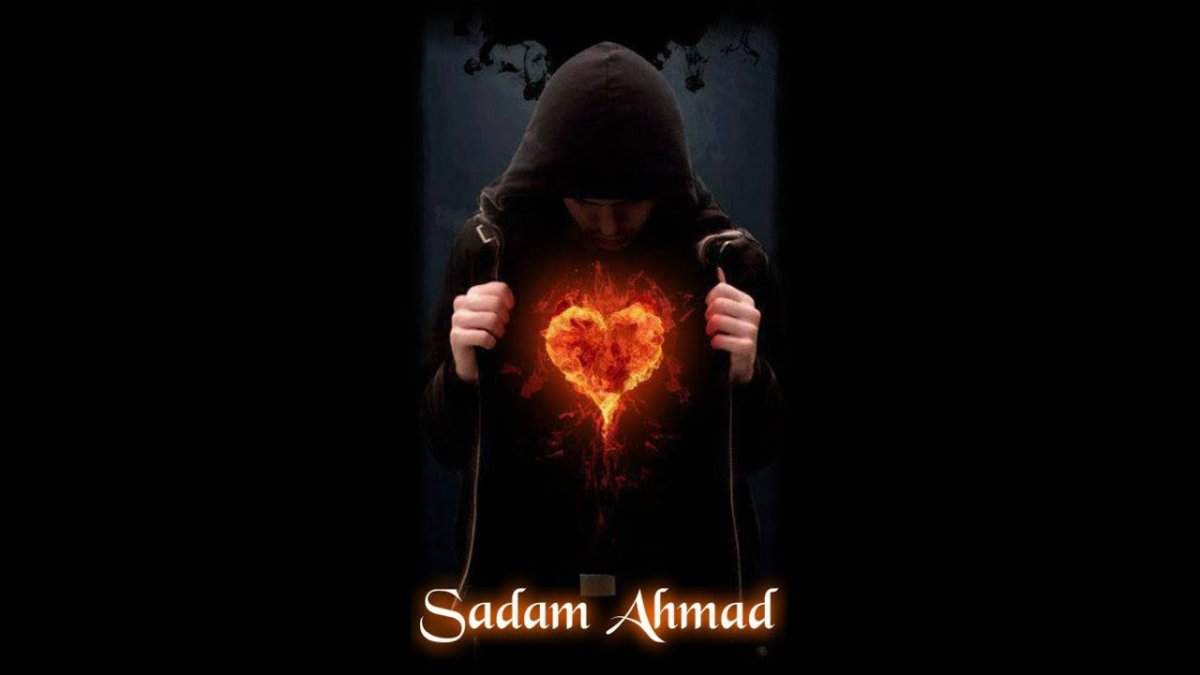 Чёрный волк с красными глазами