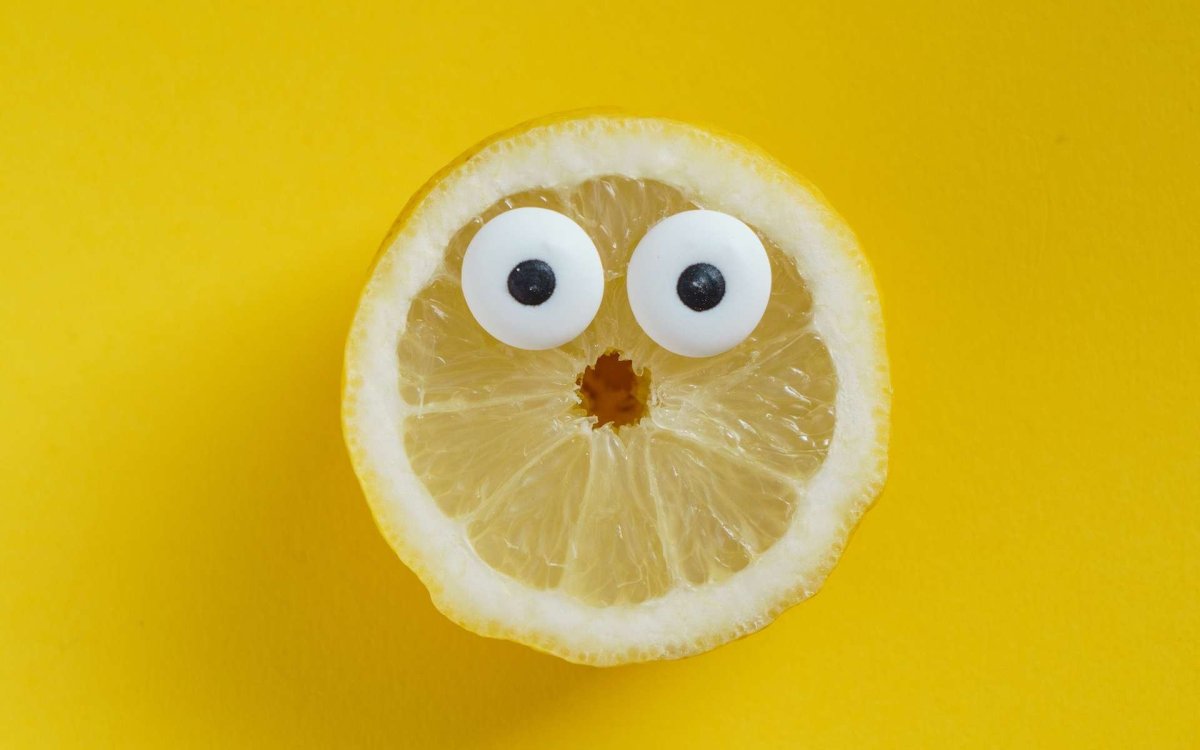 Ава лимончик