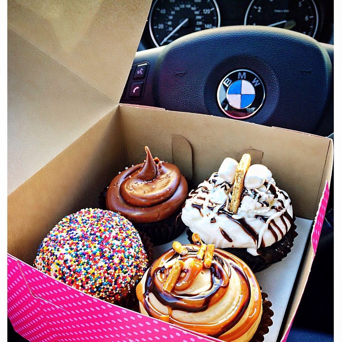 Грузовик со сладостями