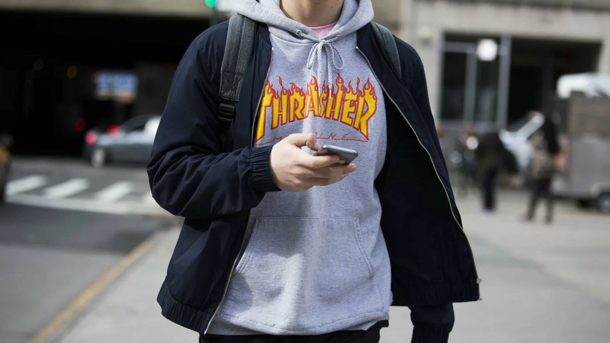 Парень в худи