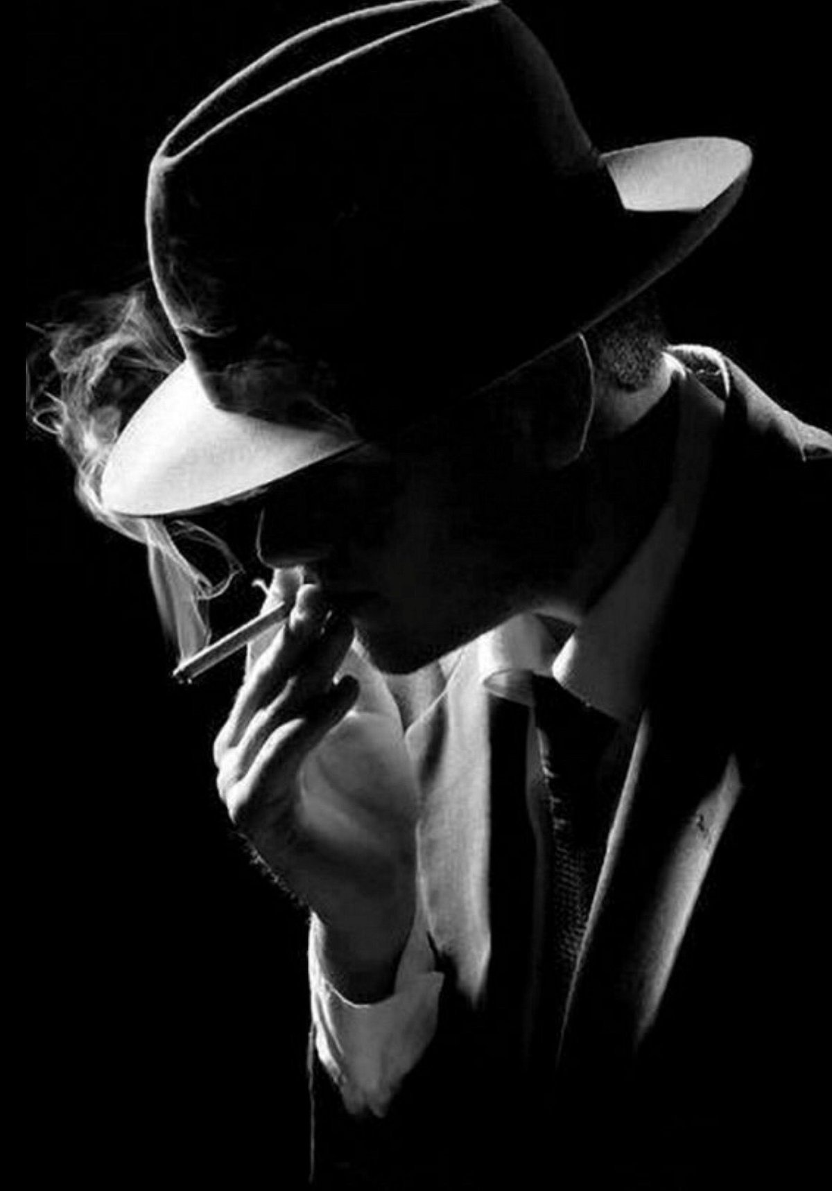 Мужчина в шляпе