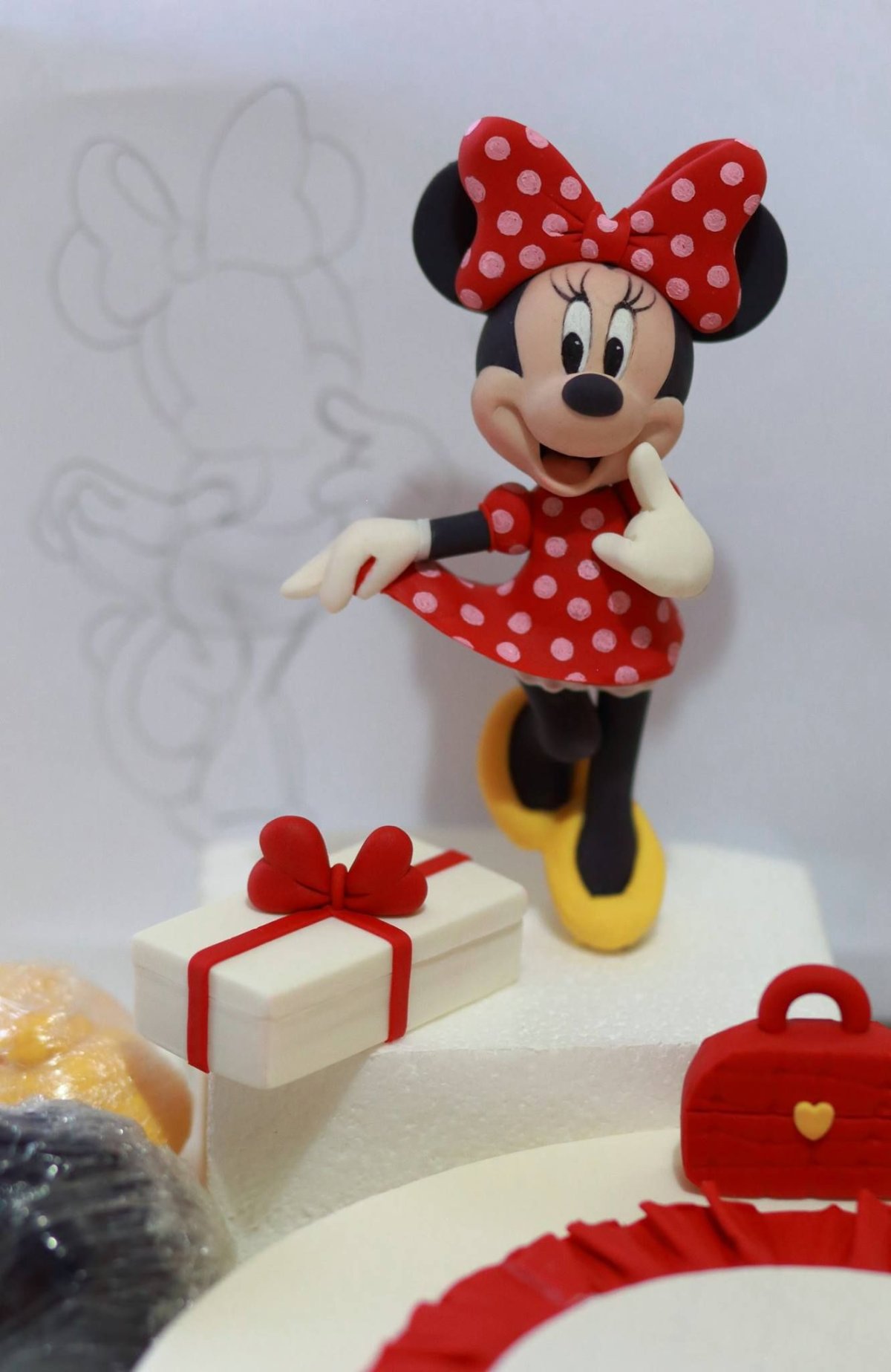 Фигурки Микки Макс для торта