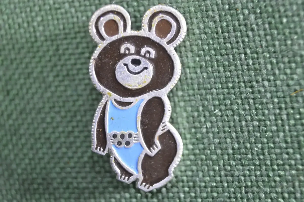Олимпийский мишка 1980 на ВДНХ