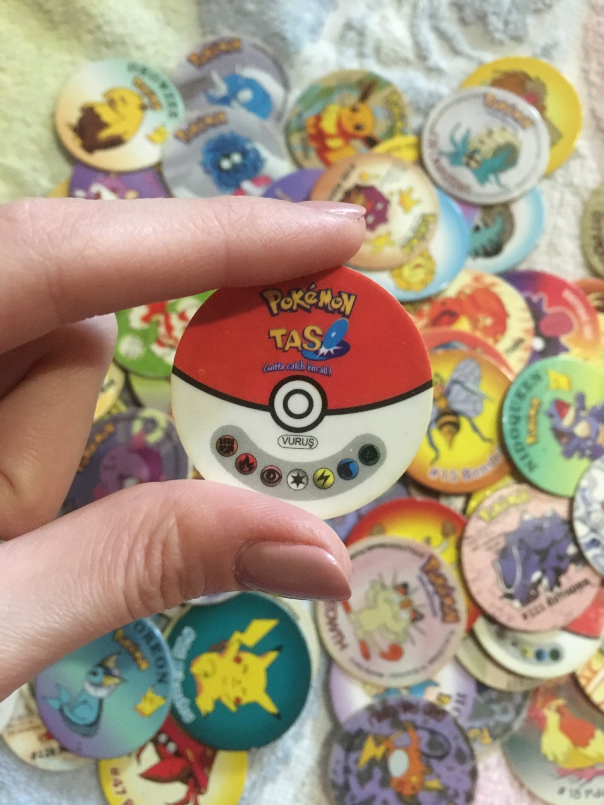 Кепсы фишки 2000