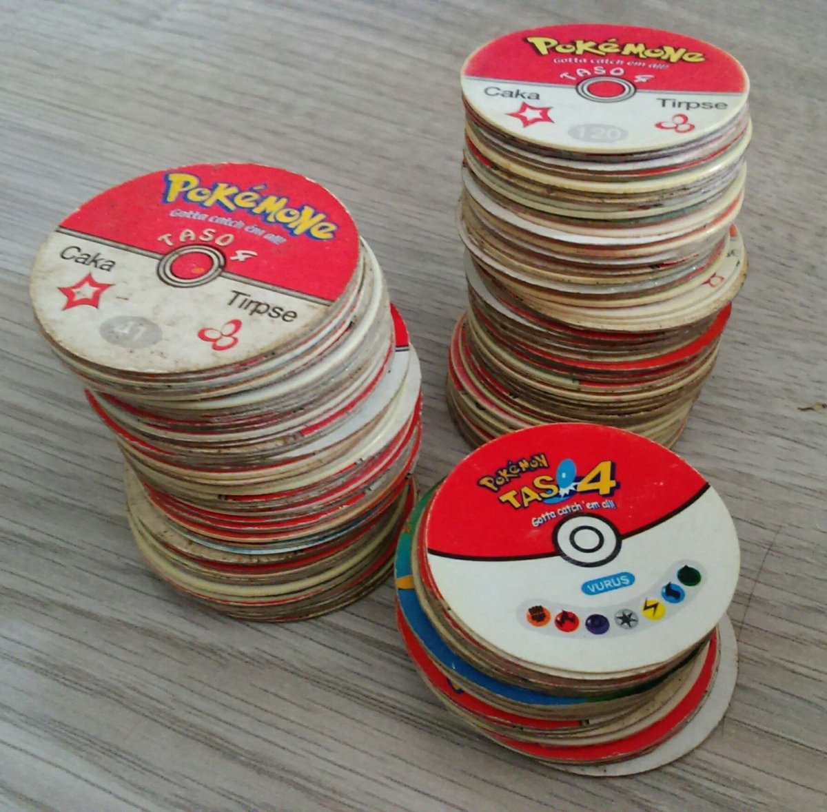 Покемоны фишки в 2000 г