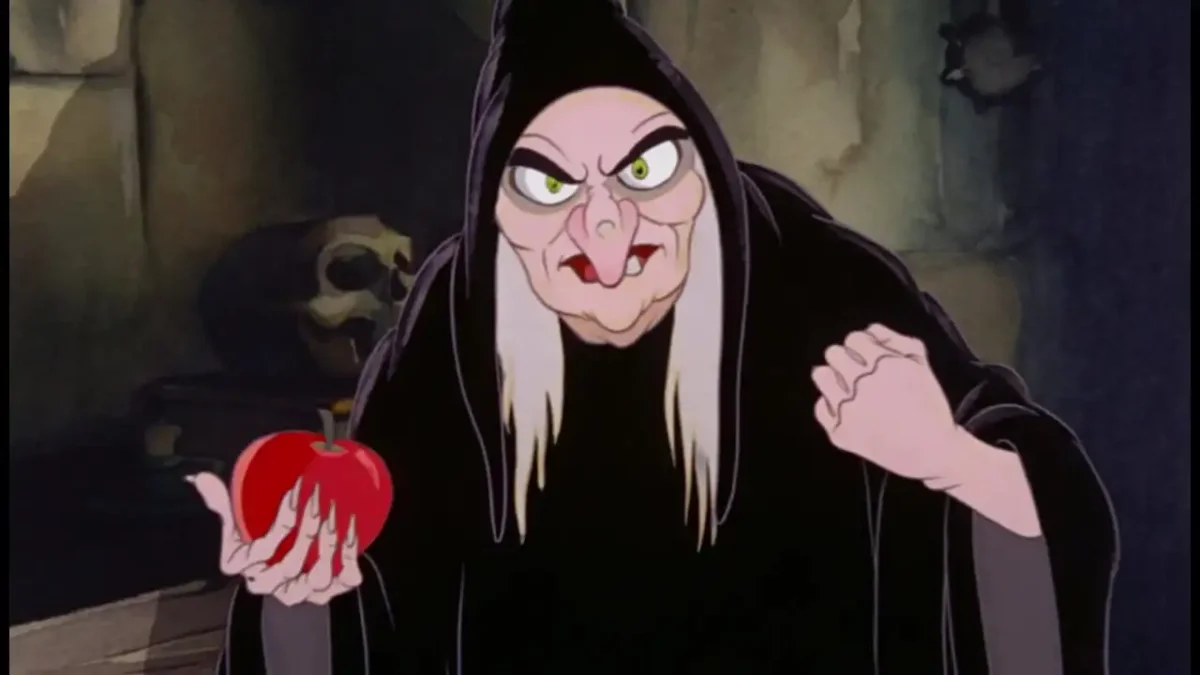 Ведьма из мультика Белоснежка