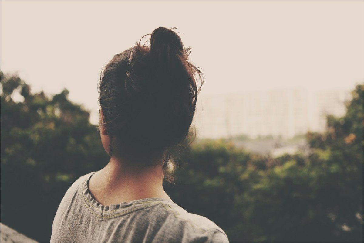 Девушка сзади