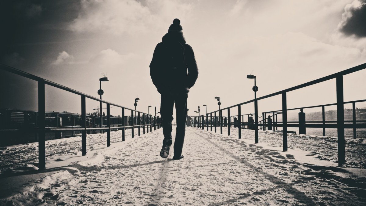 Уходящий человек